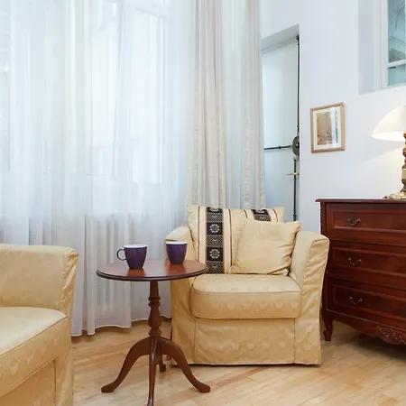 2 * Belgrado